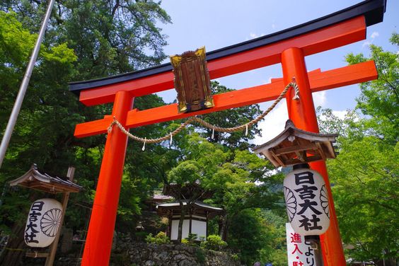 鳥居大解析 鳥居的名稱由來 為什麼是紅色的 你想知道的鳥居二三事 美力升級beauty Upgrade