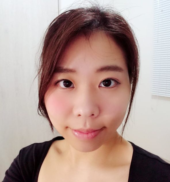 試用cezanne腮紅