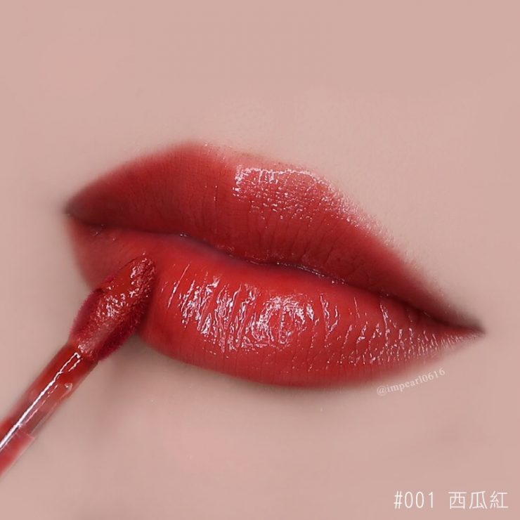 水潤唇彩