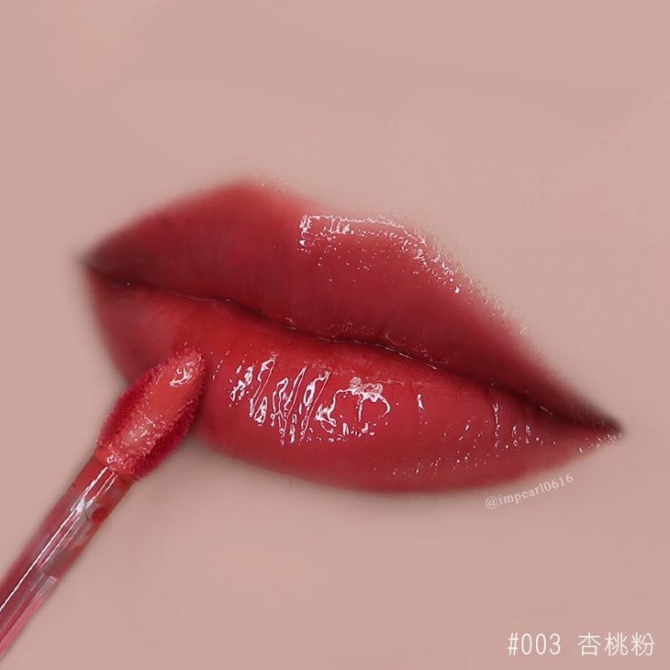 水潤唇彩