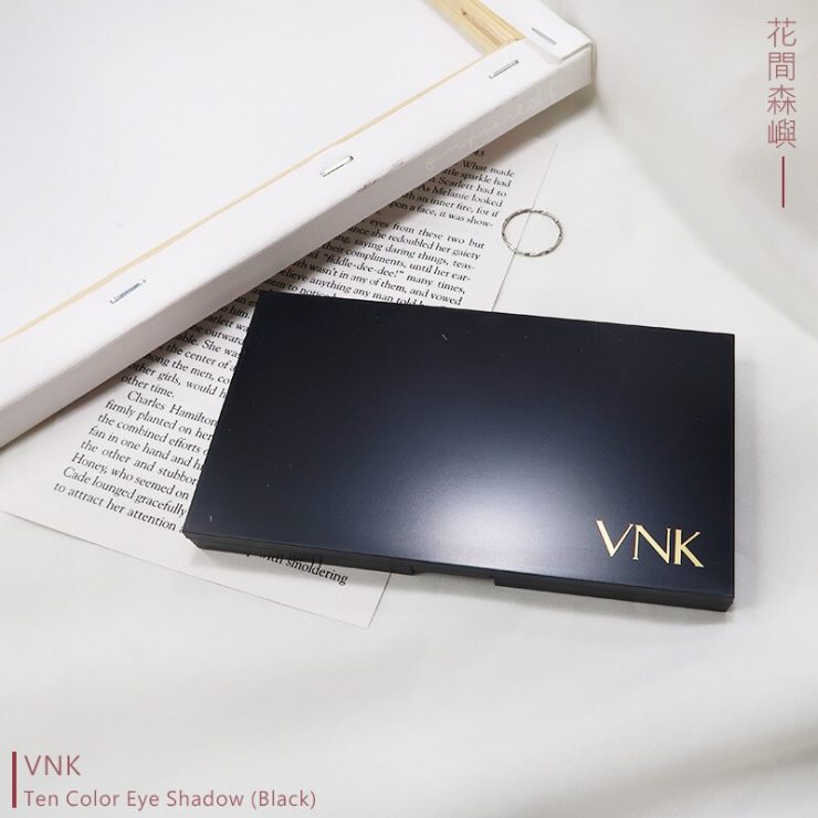 小紅書超夯VNK花間森嶼眼影盤