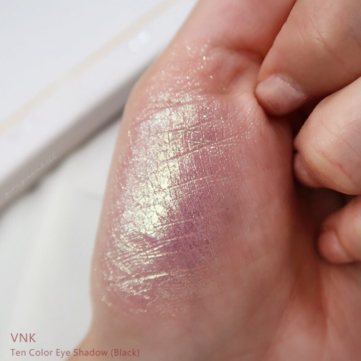 小紅書超夯VNK花間森嶼眼影盤