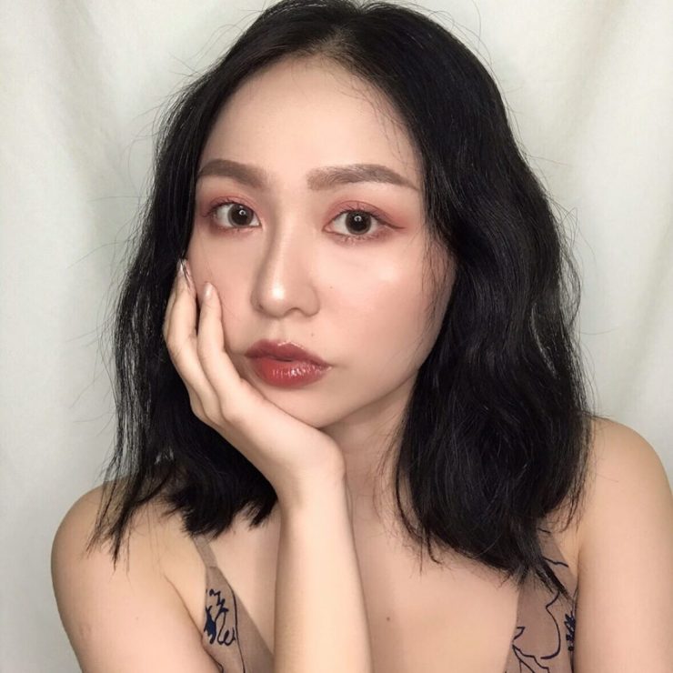 小紅書超夯VNK花間森嶼眼影盤