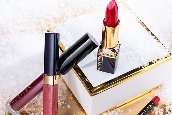 關於莫蒂膚彩妝Motives Cosmetics