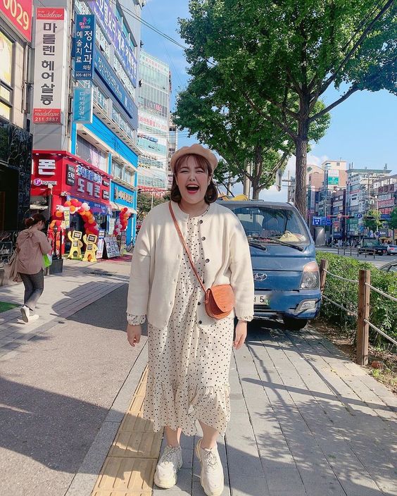 棉花糖女穿搭