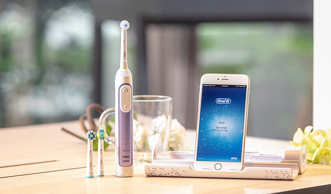 德國百靈Oral-B-Genius10000 3D智慧追蹤電動牙刷 2020熱門電動牙刷9款推薦