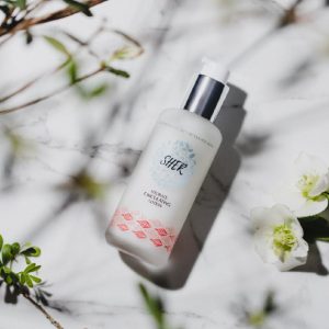 油水平衡外油內乾雙層精萃雪耳潤潤精華乳