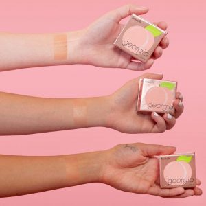 Benefit Georgia金粉蜜桃胭脂蜜粉