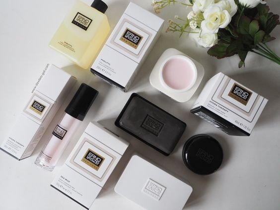 奧倫納素Erno Laszlo