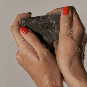 奧倫納素Erno Laszlo