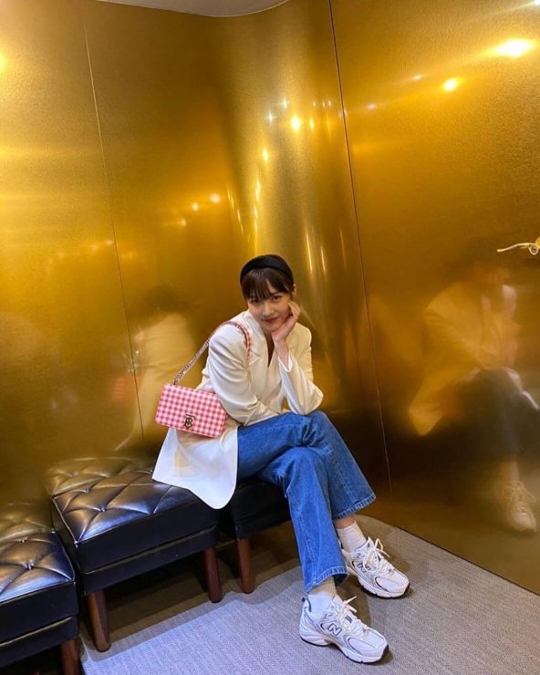 Burberry―Lola Bag穿搭示範-Joy精品包款名牌包款推薦