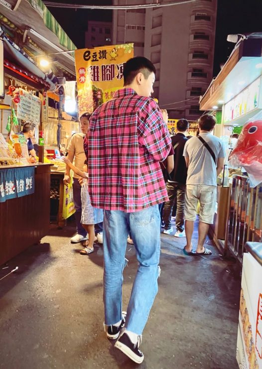 男生穿搭推薦格子襯衫