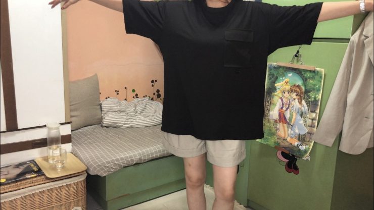 GU夏天寬版上衣