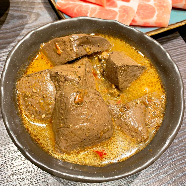 麻辣鴨血