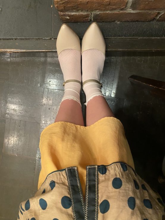 日本穿搭高跟涼鞋透膚蕾絲襪子