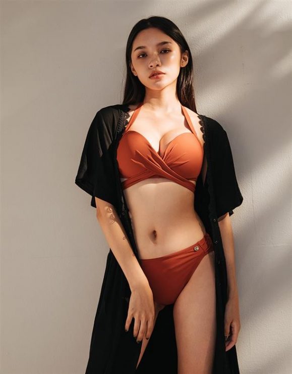 比基尼泳衣夏天WAVE