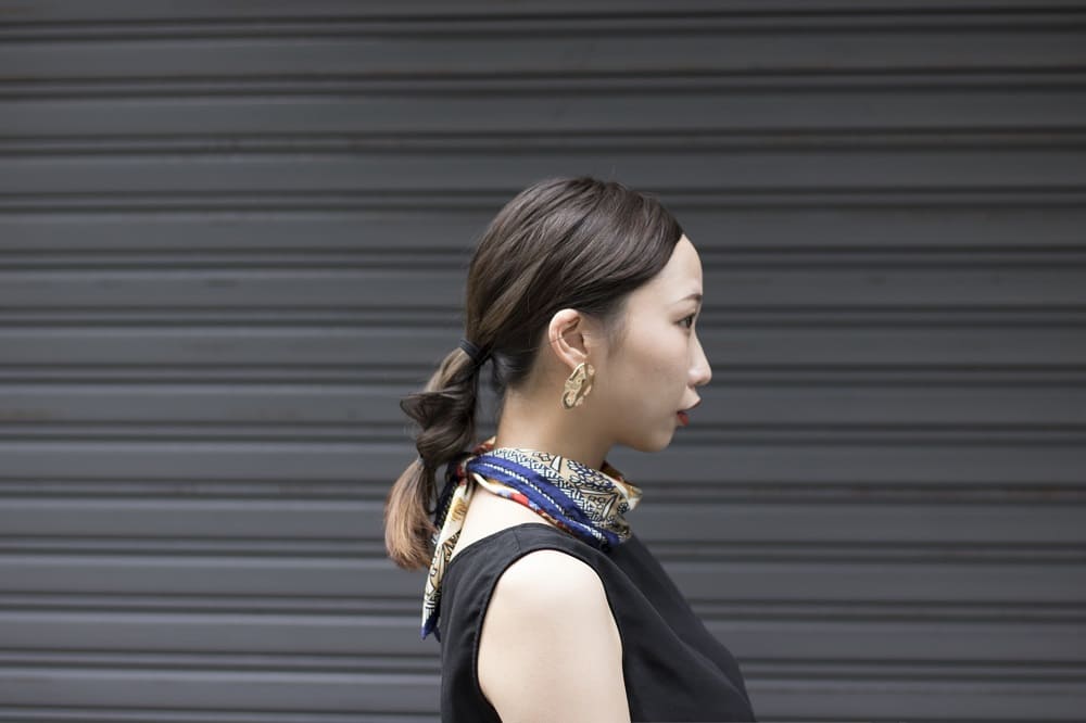 石原飾演悅子校閱女王穿搭