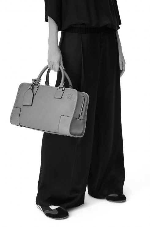 LOEWE羅意威Amazona亞馬遜
