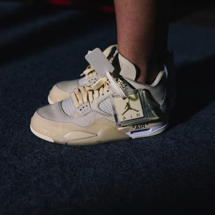 Off-White x AIR Jordan 4 Sail限定款女鞋
