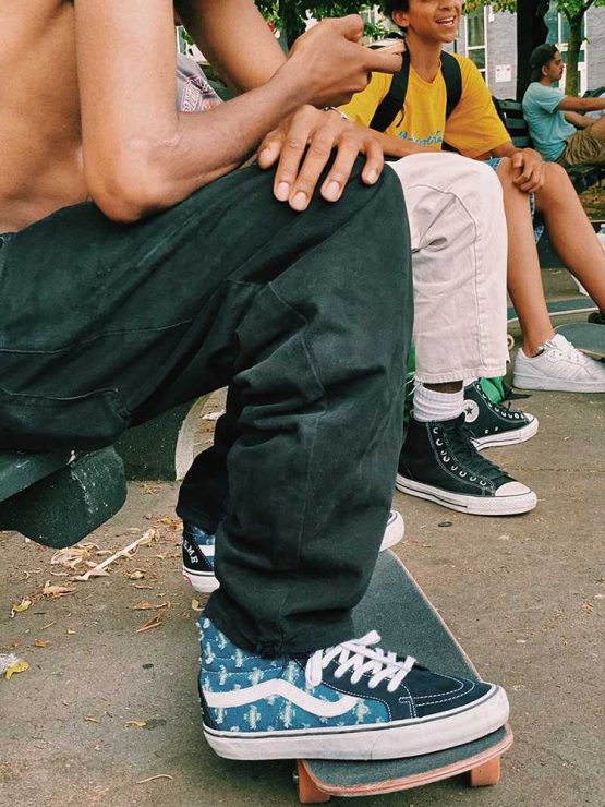 SUPREME × VANS