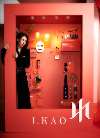 J.KAO