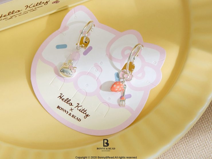 Hello Kitty 草莓午茶夾式耳環_Bonny _ Read 飾品_03