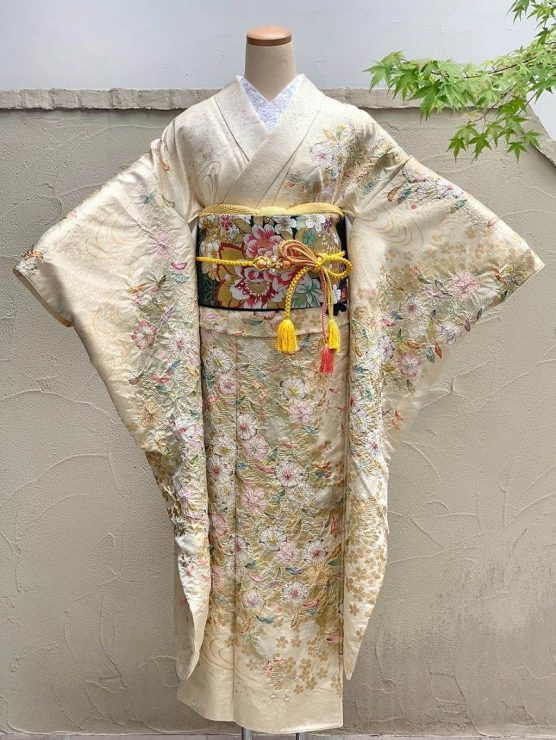 三節式和服 日本和服推薦 自己穿和服 和服穿法 新款日本和服推薦 日本穿和服 京都和服 1