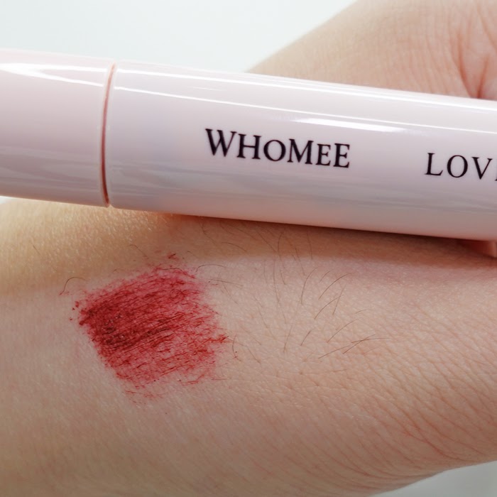 彩色睫毛膏 WHOMEE 纖長捲翹睫毛膏 strawberry red 實際試色圖