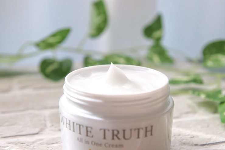 「white truth光感淨透美白凝凍」