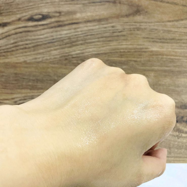 肌純極淨沁亮碳酸洗卸泡泡