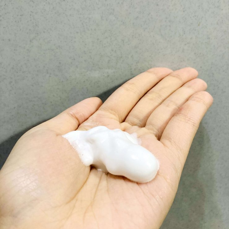 肌純極淨沁亮碳酸洗卸泡泡