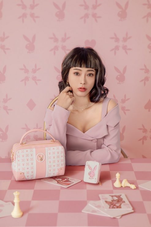 Playboy春夏新品「Bunny Poker撲克甜心」系列，顛覆可愛氣質的少女粉形象。