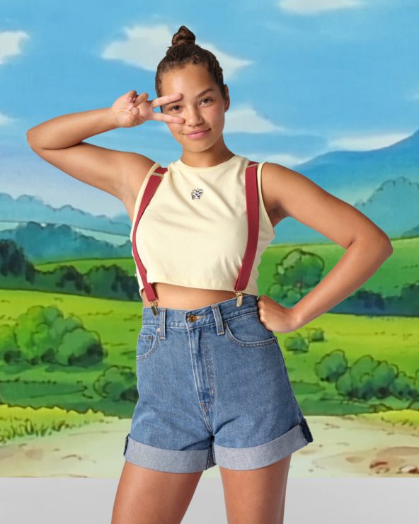 LEVI’S® Misty Short小霞短褲搭配小霞坦克背心，重現女主角「小霞」的招牌裝扮