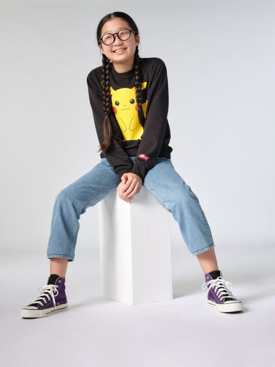 LEVI’S® x POKÉMON聯名全系列揉合現今潮流，將可愛又討喜的LEVI’S® x POKÉMON聯名服飾、配件融入穿搭