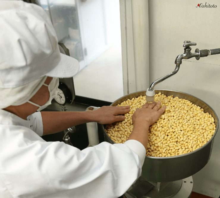 愛希特多 緊緻拉提 保濕豆乳化妝水