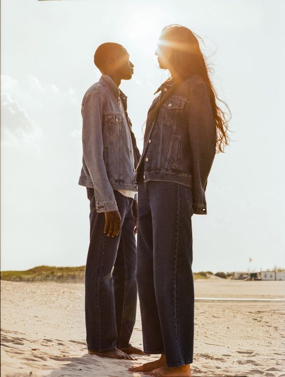 LEVI’S® WELLTHREAD®極致環境友善系列使用55%寒麻纖維混紡科技、有機棉花擴大運用、天然植物染色工藝、服裝及細節元素均可回收