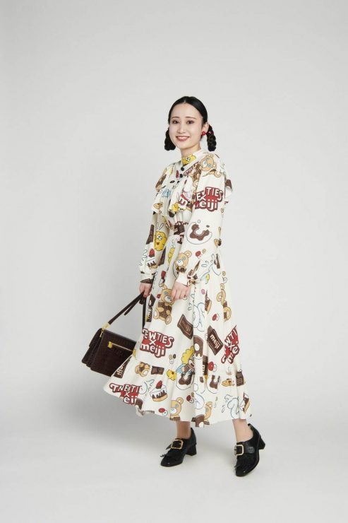 日本明治meiji巧克力 × Laforet 蘿莉塔 巧克力蘿莉塔 日本明治meiji巧克力 × Laforet蘿莉塔洋裝 白色巧克力穿搭 巧克力穿搭推薦 約會洋裝推薦 明治巧克力 3