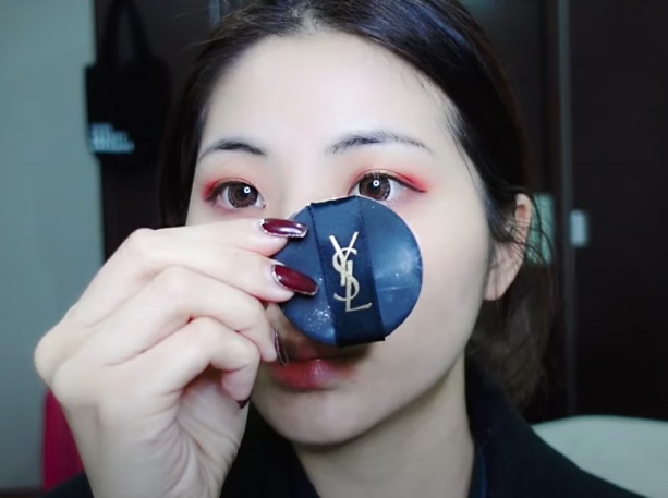 YSL氣墊粉餅 YSL水氣墊 YSL最新氣墊粉餅 最新YSL氣墊 YSL粉色氣墊 YSL粉色水氣墊 10
