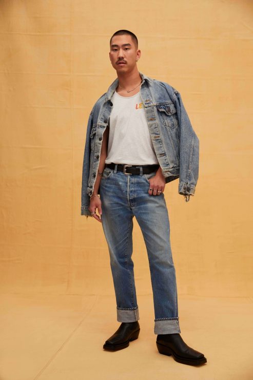 本次單品在尺寸上更加友善，包容各性別和體態（多數單品均提供XXS至XXXL），期望能擁抱所有人。