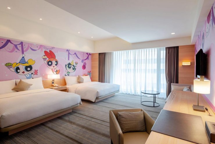 因應疫情，飯店內所有物品清潔消毒後會貼上封條或貼紙，保證每位旅客住宿環境的衛生品質