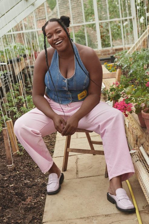 踏上一段驚喜而愉悅的旅程，盡情享受她們對大自然的熱愛和非凡的園藝技能(1)