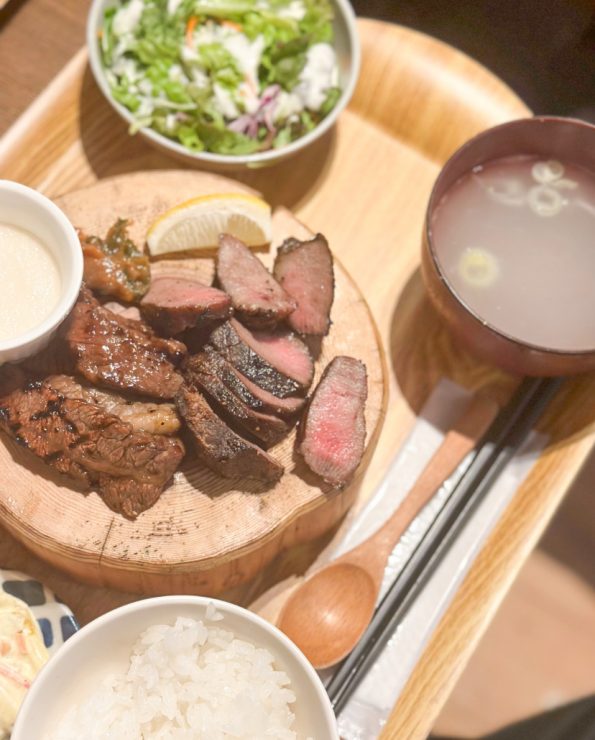 東京牛舌 東京牛舌定食 東京牛舌餐廳 東京牛舌燒肉 東京牛舌火鍋 東京牛舌居酒屋 必吃東京牛舌